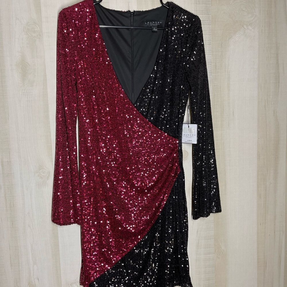 New with tags Laundry by Shelli Segal red black sequin long sleeve dress, sz 6 - Picture 2 of 15